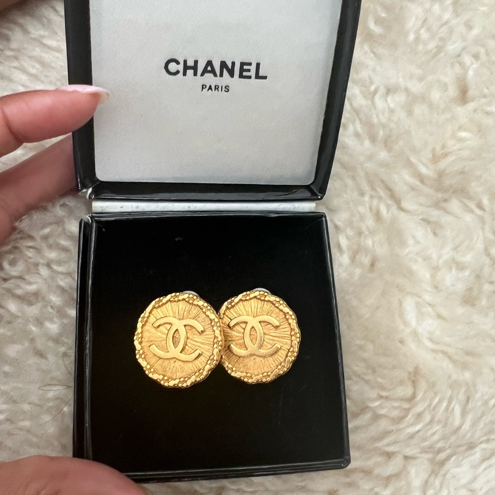 Vintage Chanel Earrings!